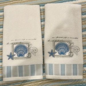 Shell  hand towels